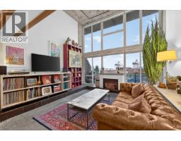 403 289 ALEXANDER STREET