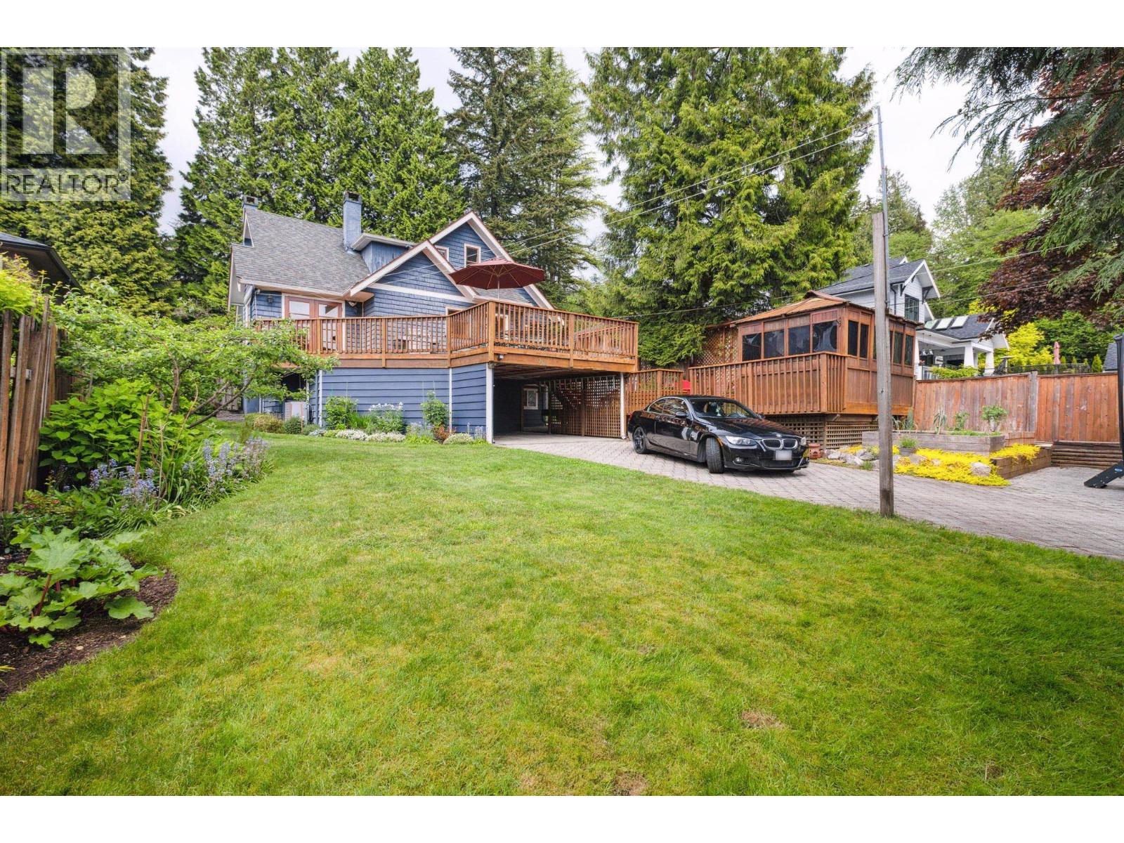 349 E 24th Street, North Vancouver, British Columbia  V7L 3E9 - Photo 31 - R3069822