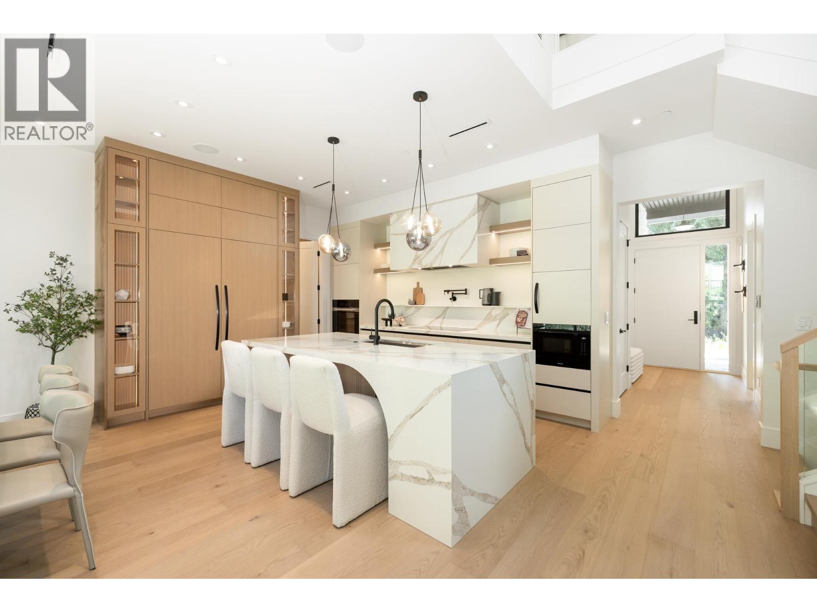 1385 19th Street, West Vancouver, British Columbia  V7V 3X4 - Photo 4 - R3069835