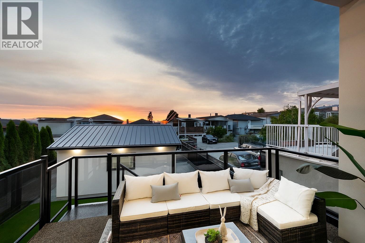 131 Grosvenor Avenue, Burnaby, British Columbia  V5B 3N7 - Photo 12 - R3069844