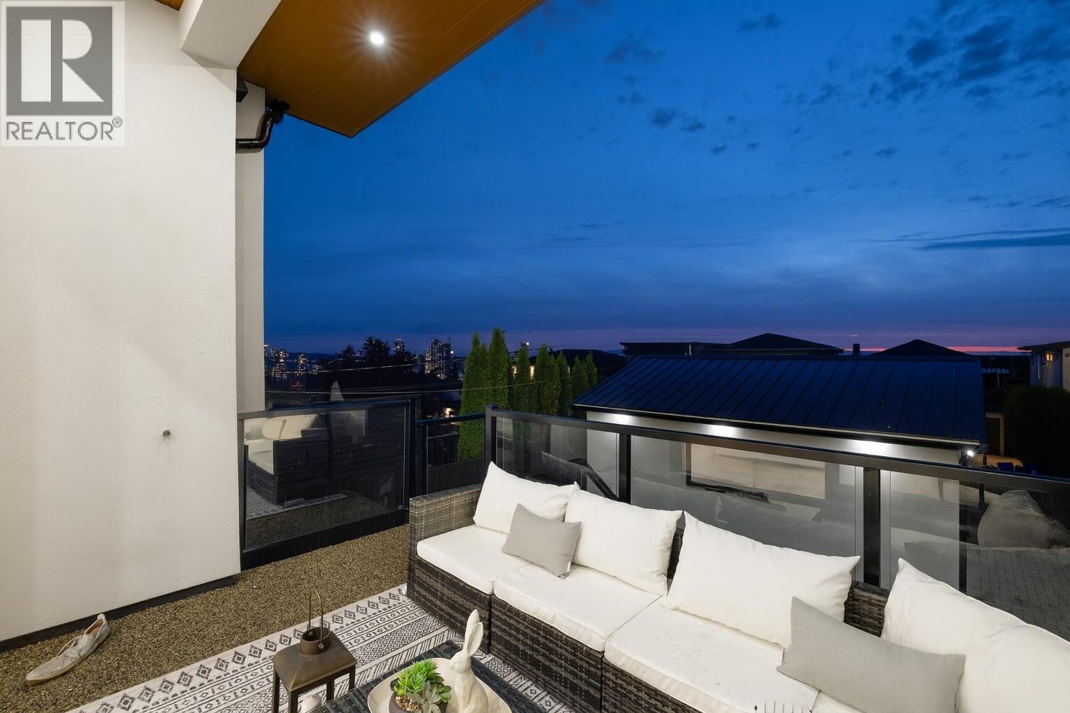 131 Grosvenor Avenue, Burnaby, British Columbia  V5B 3N7 - Photo 13 - R3069844