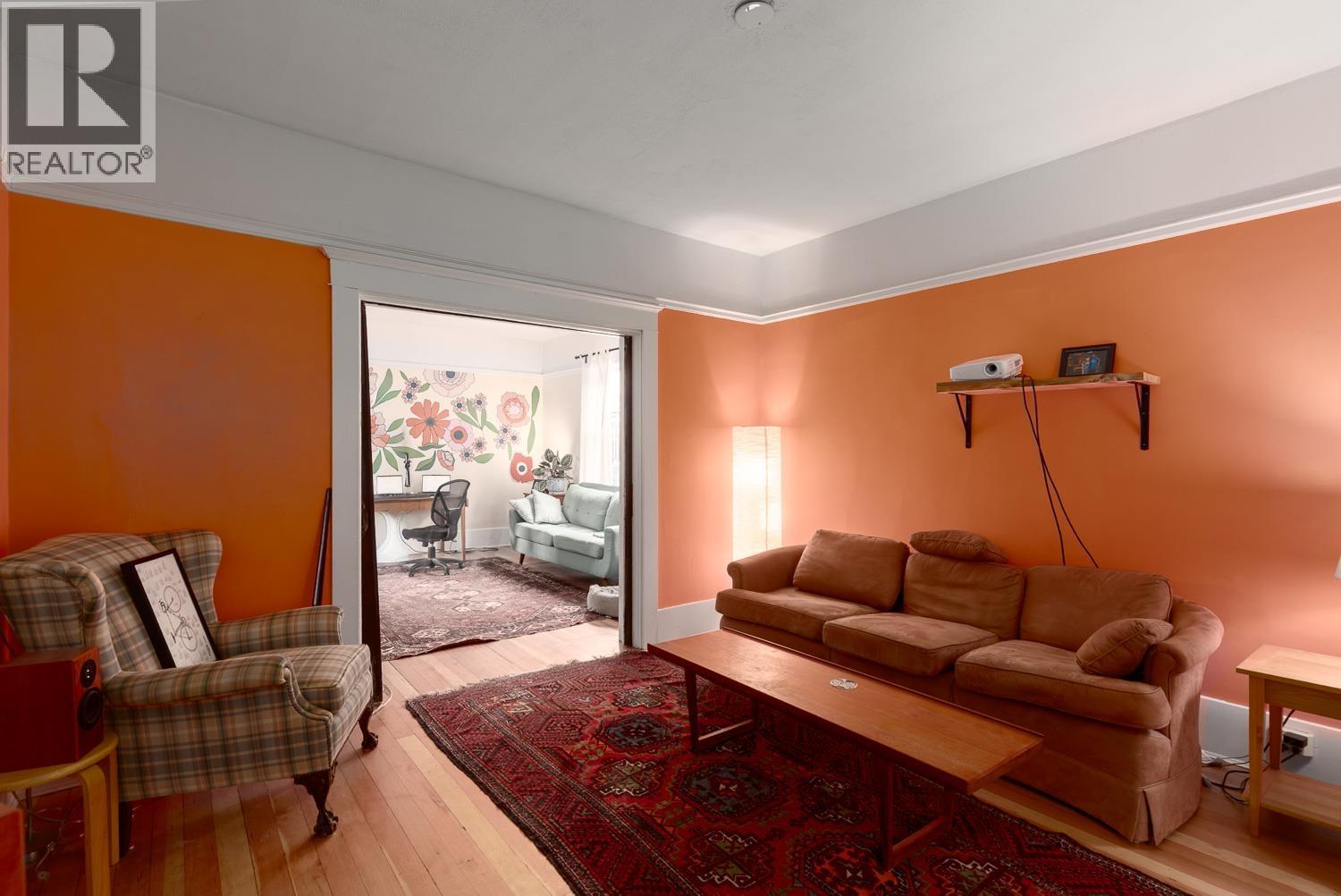 928 E 17th Avenue, Vancouver, British Columbia  V5V 1C2 - Photo 4 - R3069845