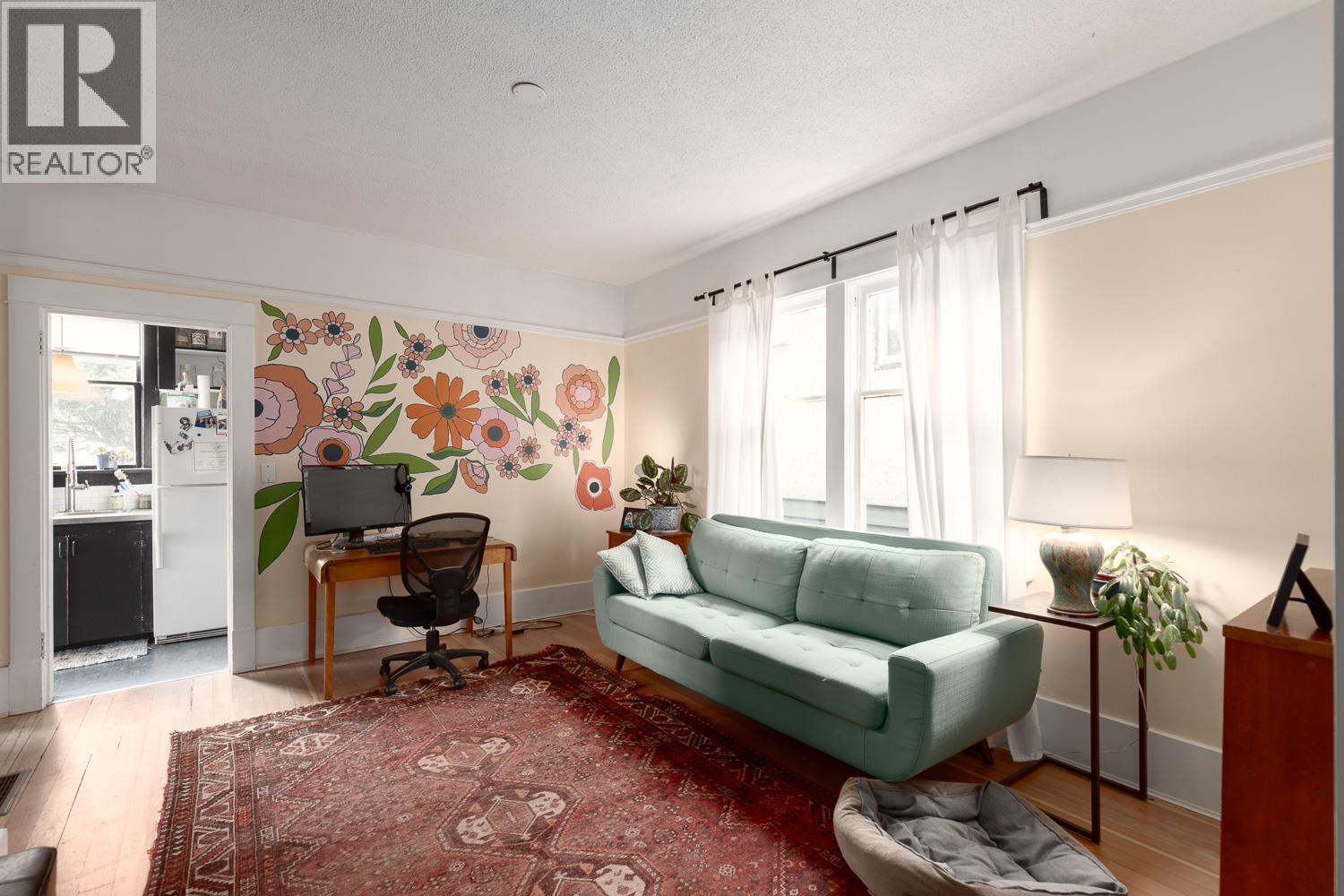 928 E 17th Avenue, Vancouver, British Columbia  V5V 1C2 - Photo 5 - R3069845