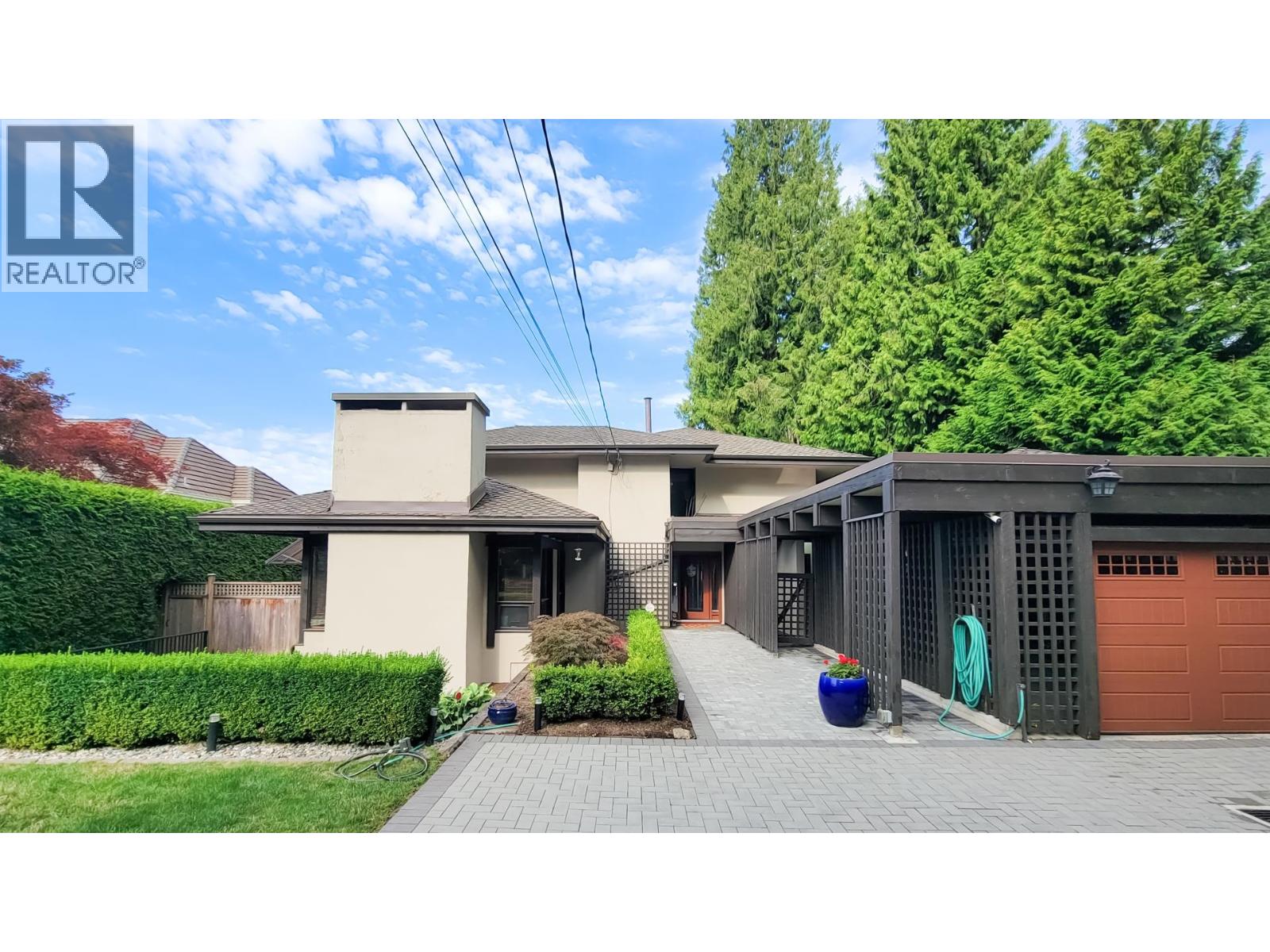 418 Walker Street, Coquitlam, British Columbia  V3K 4E3 - Photo 4 - R3069852