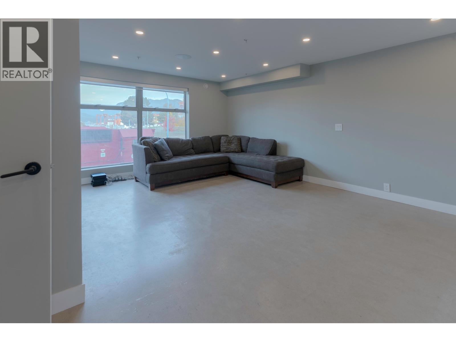 139 Alexander St, Vancouver, British Columbia  V6A 1B8 - Photo 14 - R3069851