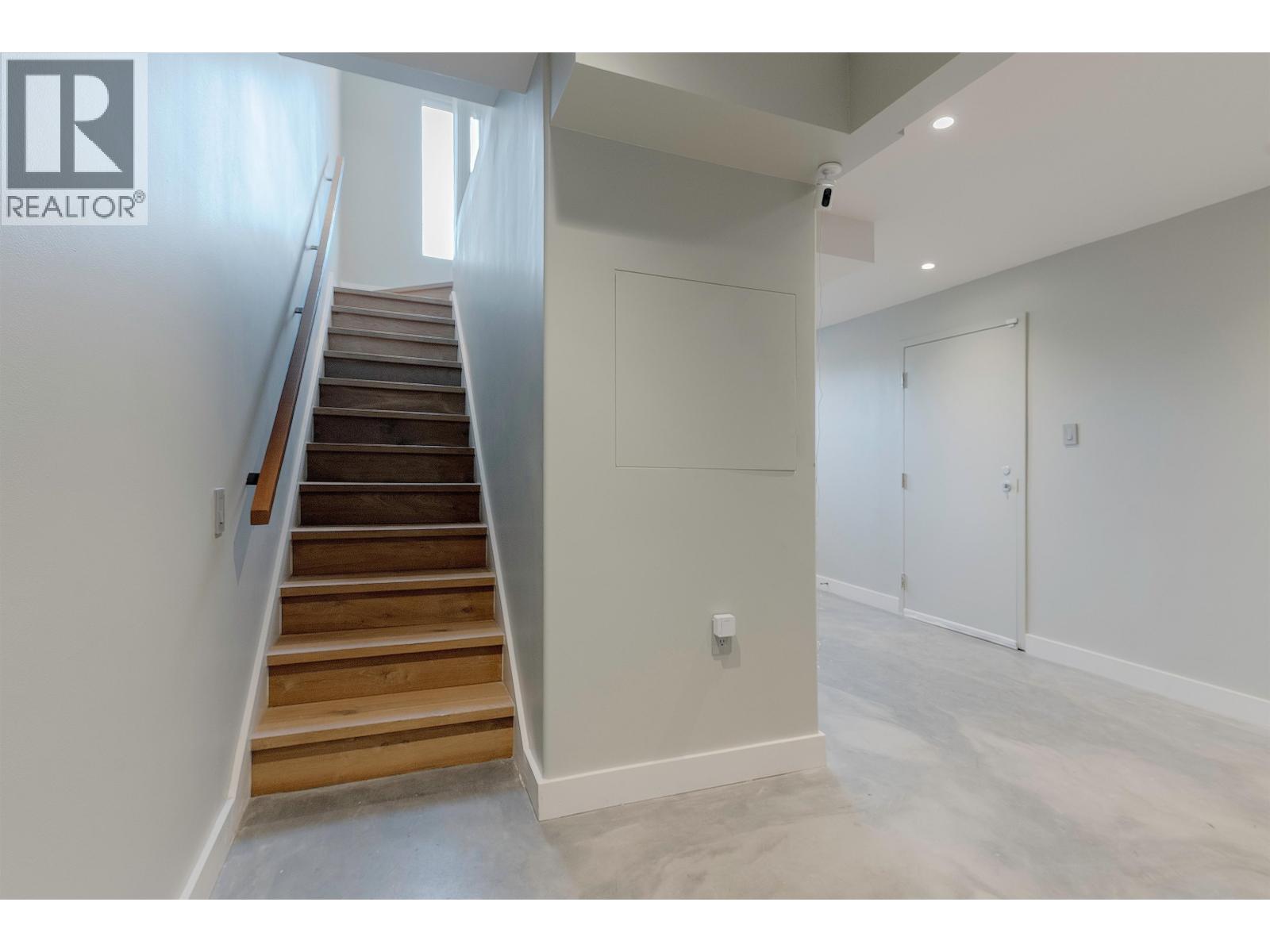 139 Alexander St, Vancouver, British Columbia  V6A 1B8 - Photo 4 - R3069851