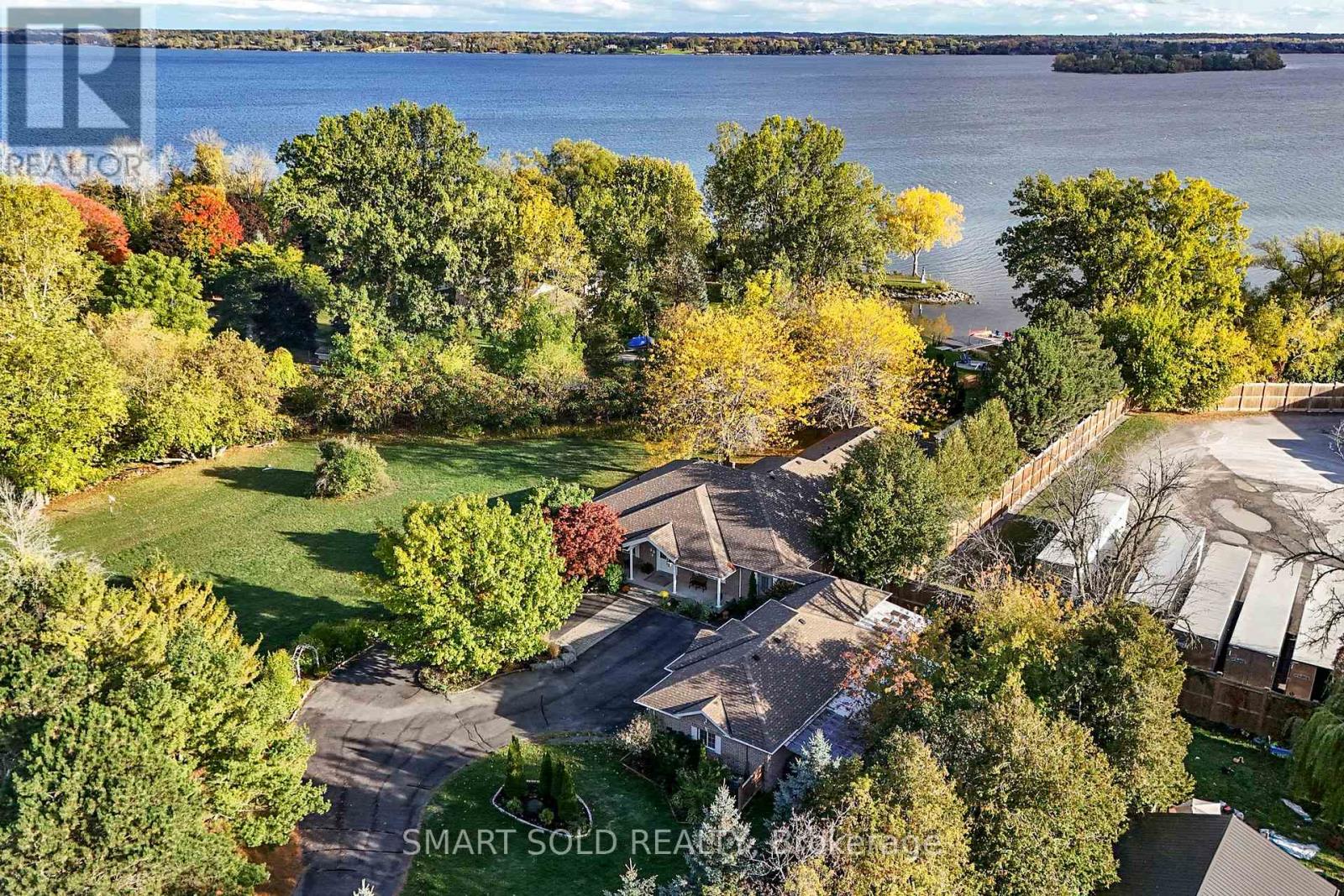 33 CARRYING PLACE ROAD, Quinte West, Ontario