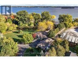 33 CARRYING PLACE ROAD, Quinte West, Ontario