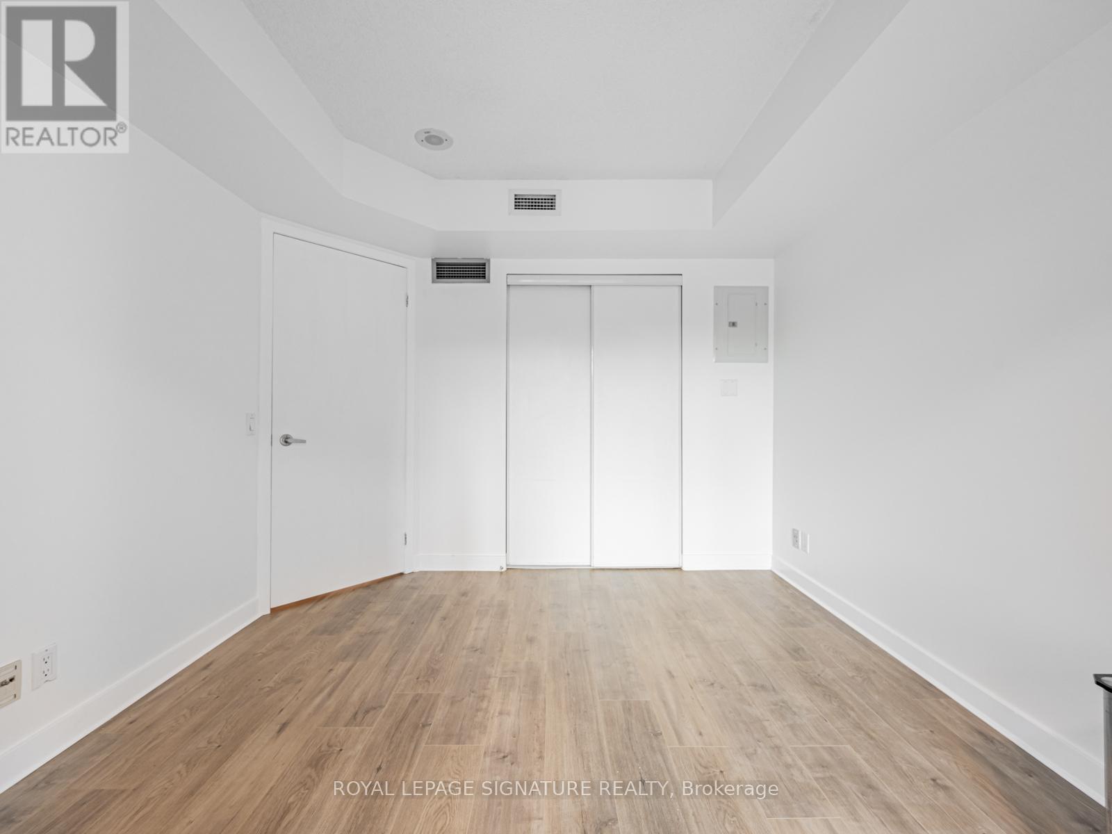 501 - 373 Front Street W, Toronto, Ontario  M5V 3R7 - Photo 18 - C12573696