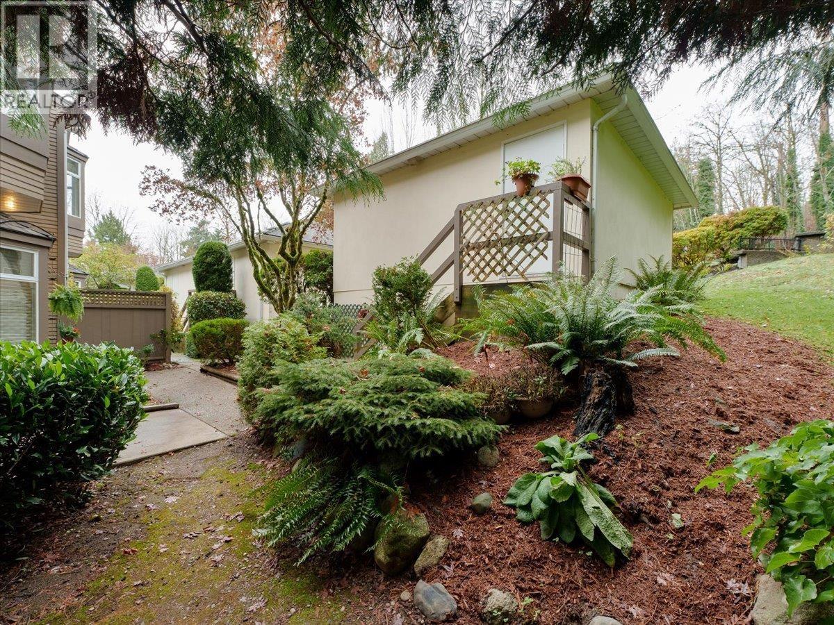 8804 Robins Court, Burnaby, British Columbia  V5A 4K7 - Photo 29 - R3054288