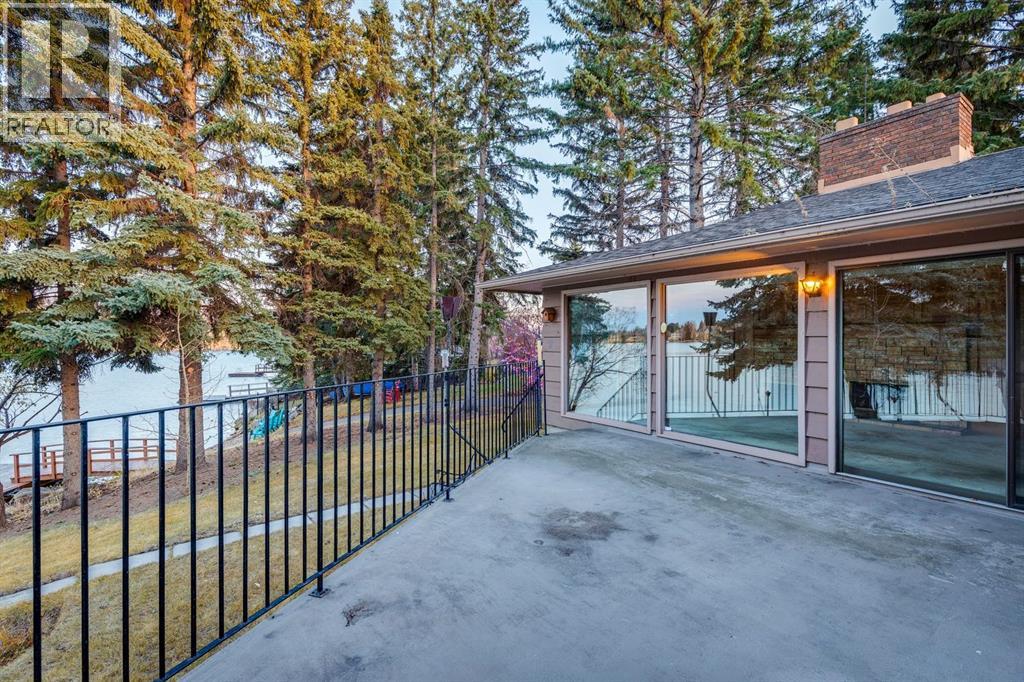 540 Lake Moraine Green Se, Calgary, Alberta  T2J 3A3 - Photo 18 - A2269328