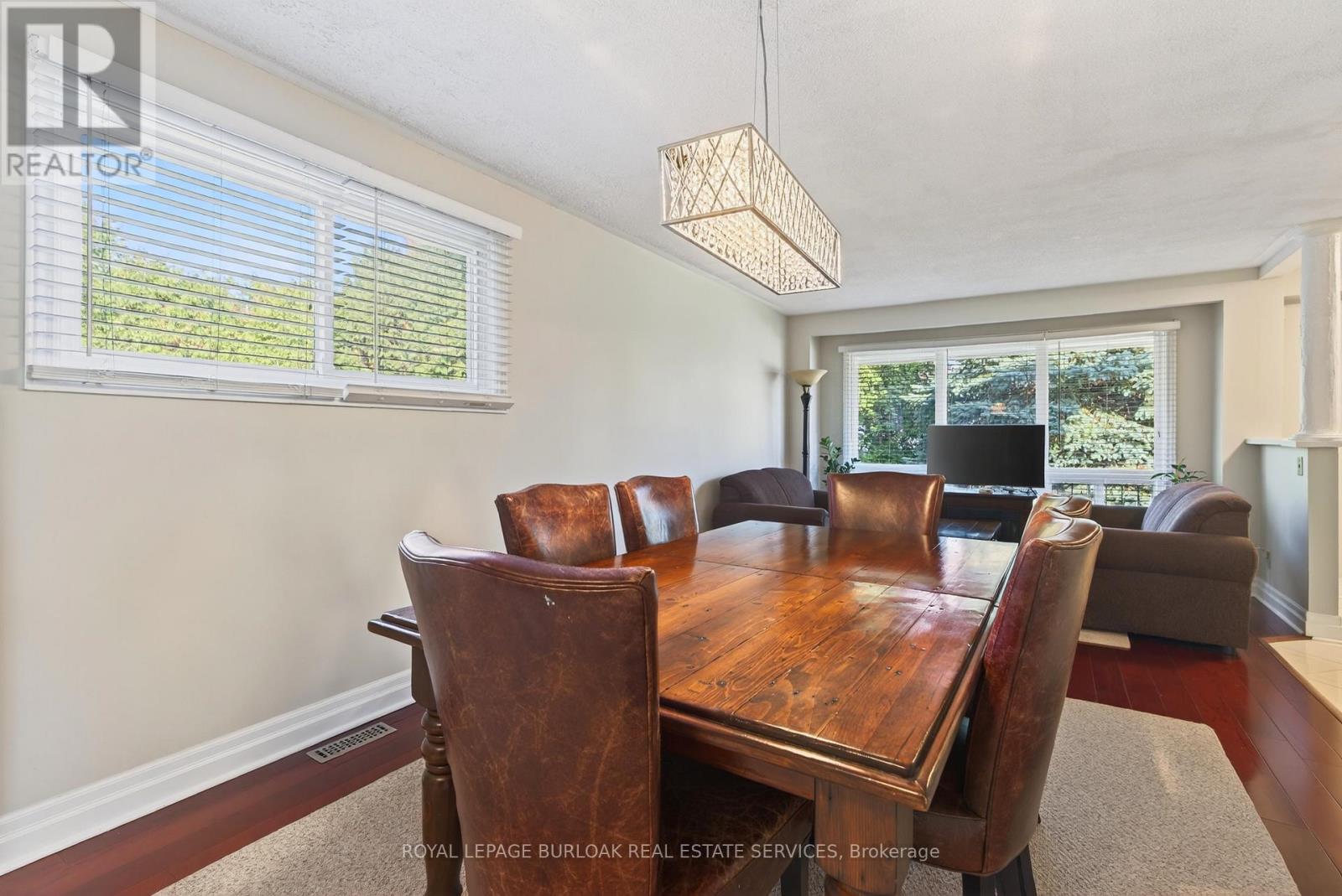 214 Vance Drive, Oakville, Ontario L6L 3L1 - Photo 10 - W12485656