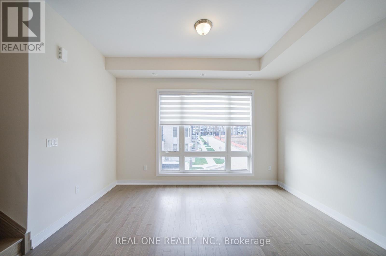 3073 Welsman Gardens, Oakville, Ontario  L6H 7Z2 - Photo 15 - W12561170