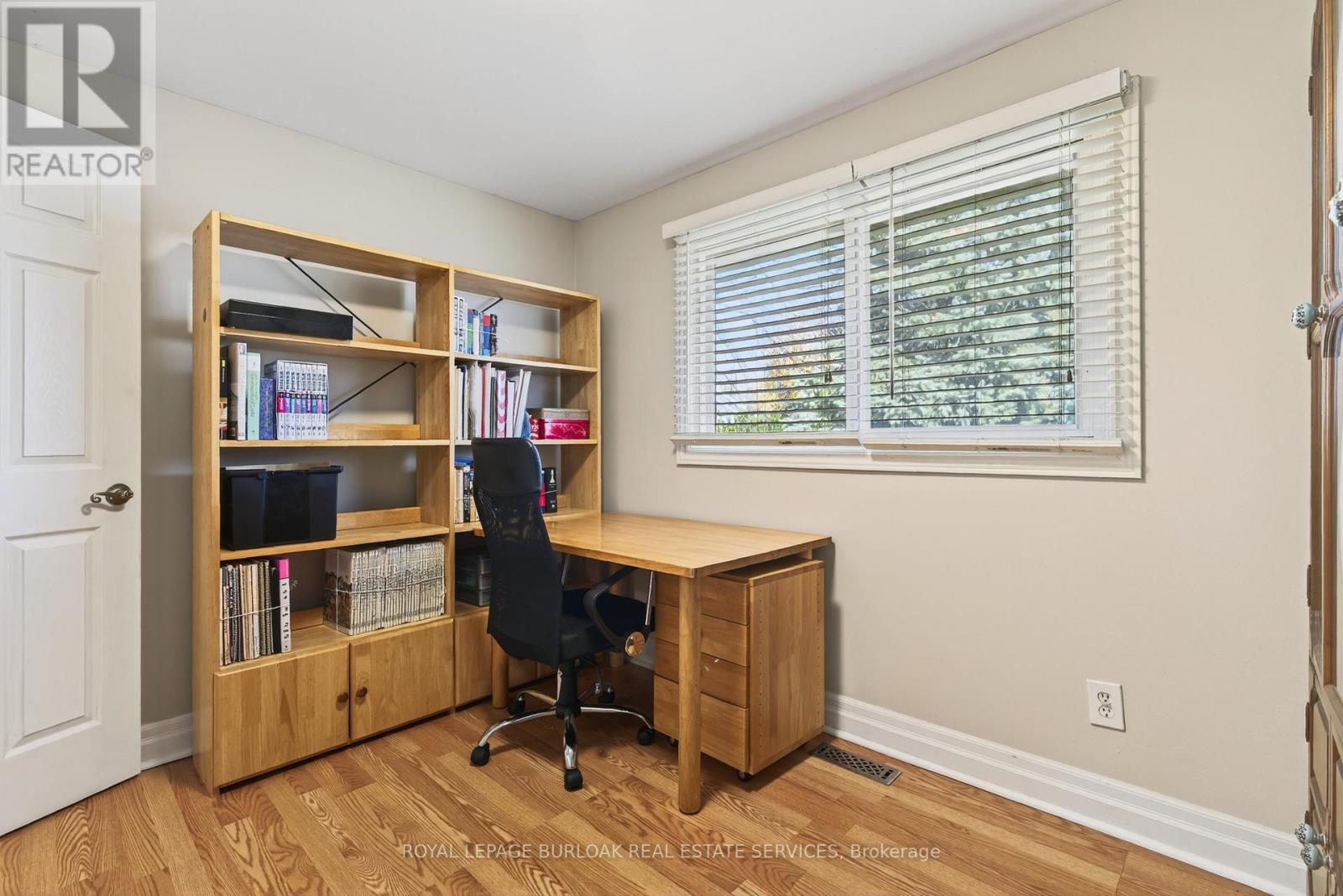 214 Vance Drive, Oakville, Ontario L6L 3L1 - Photo 34 - W12485656