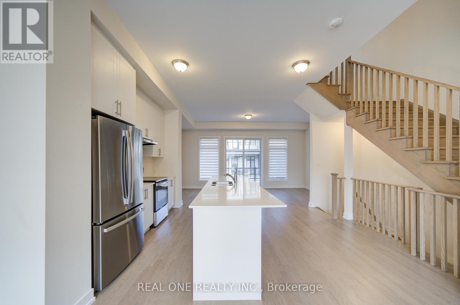 3073 Welsman Gardens, Oakville, Ontario  L6H 7Z2 - Photo 12 - W12561170