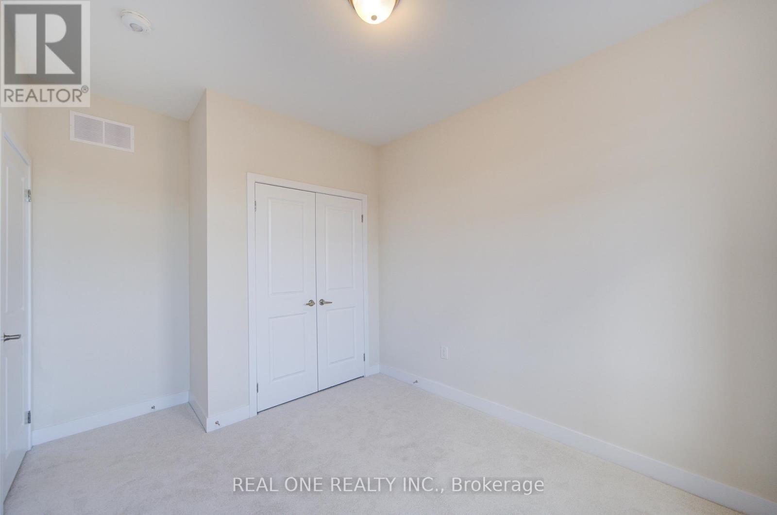 3073 Welsman Gardens, Oakville, Ontario  L6H 7Z2 - Photo 32 - W12561170