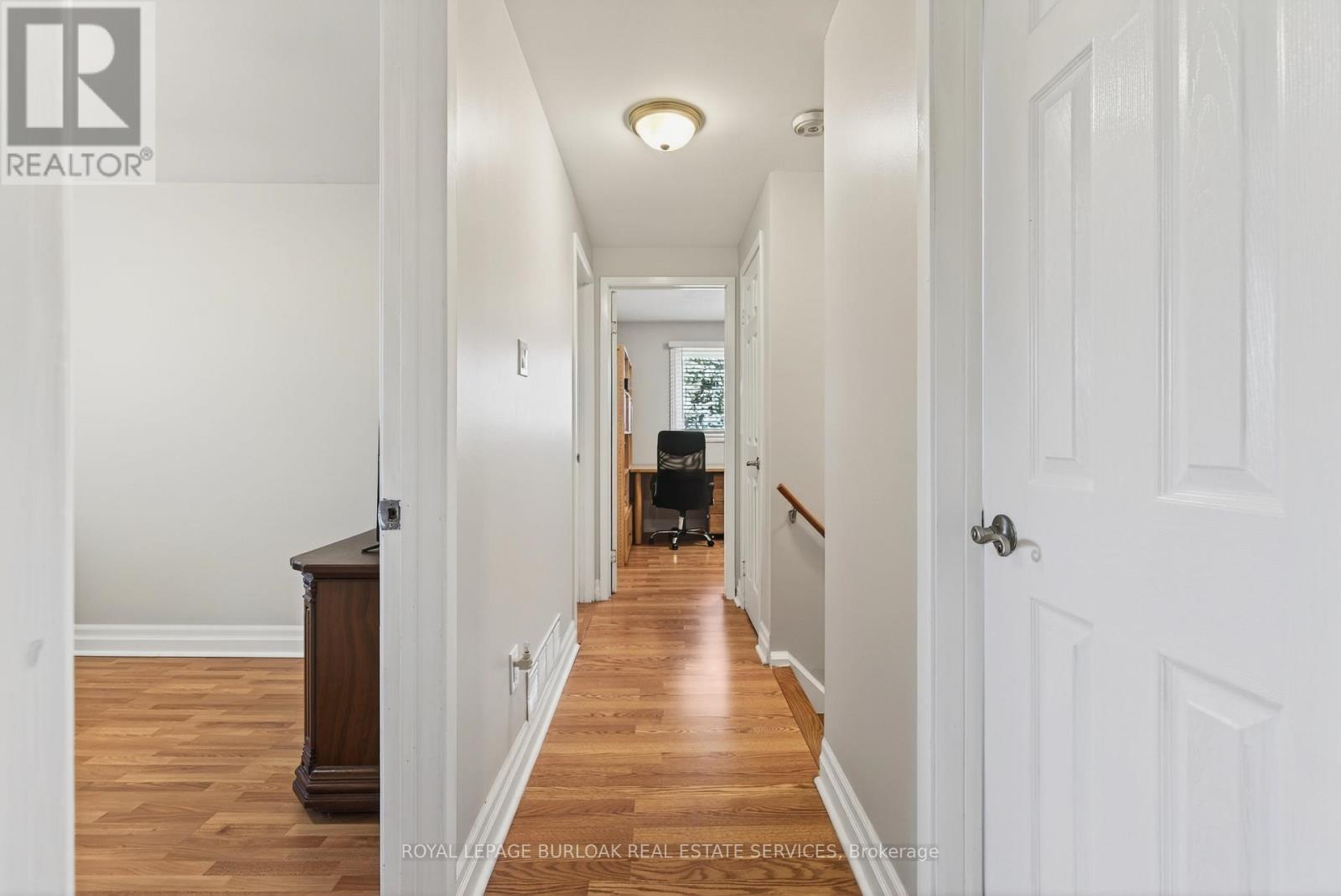 214 Vance Drive, Oakville, Ontario L6L 3L1 - Photo 30 - W12485656