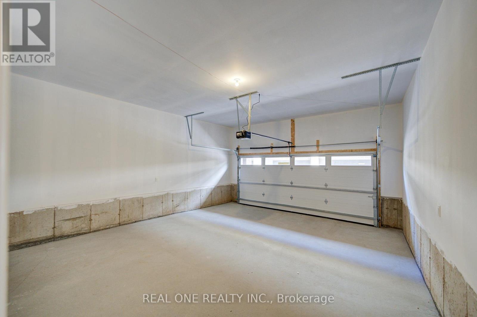 3073 Welsman Gardens, Oakville, Ontario  L6H 7Z2 - Photo 46 - W12561170