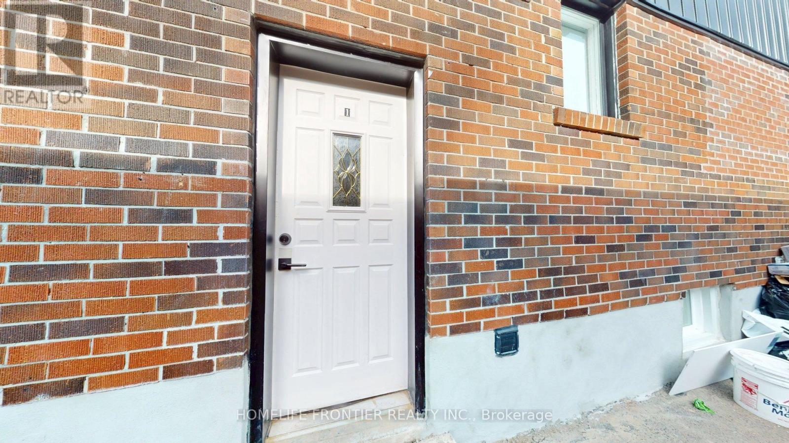 1 (Lower) - 1089 Glencairn Avenue, Toronto, Ontario  M6B 2B1 - Photo 3 - W12573694