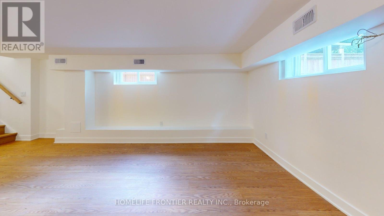 1 (Lower) - 1089 Glencairn Avenue, Toronto, Ontario  M6B 2B1 - Photo 6 - W12573694