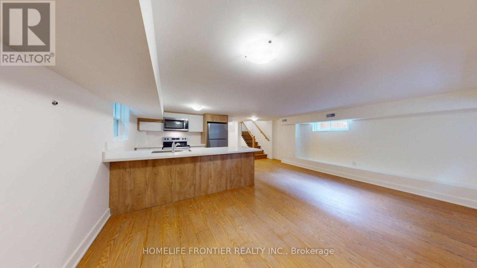 1 (Lower) - 1089 Glencairn Avenue, Toronto, Ontario  M6B 2B1 - Photo 8 - W12573694