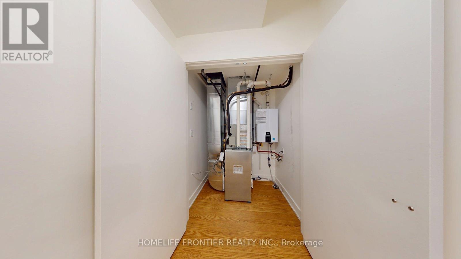 2 (Main) - 1089 Glencairn Avenue, Toronto, Ontario  M6B 2B1 - Photo 22 - W12573704