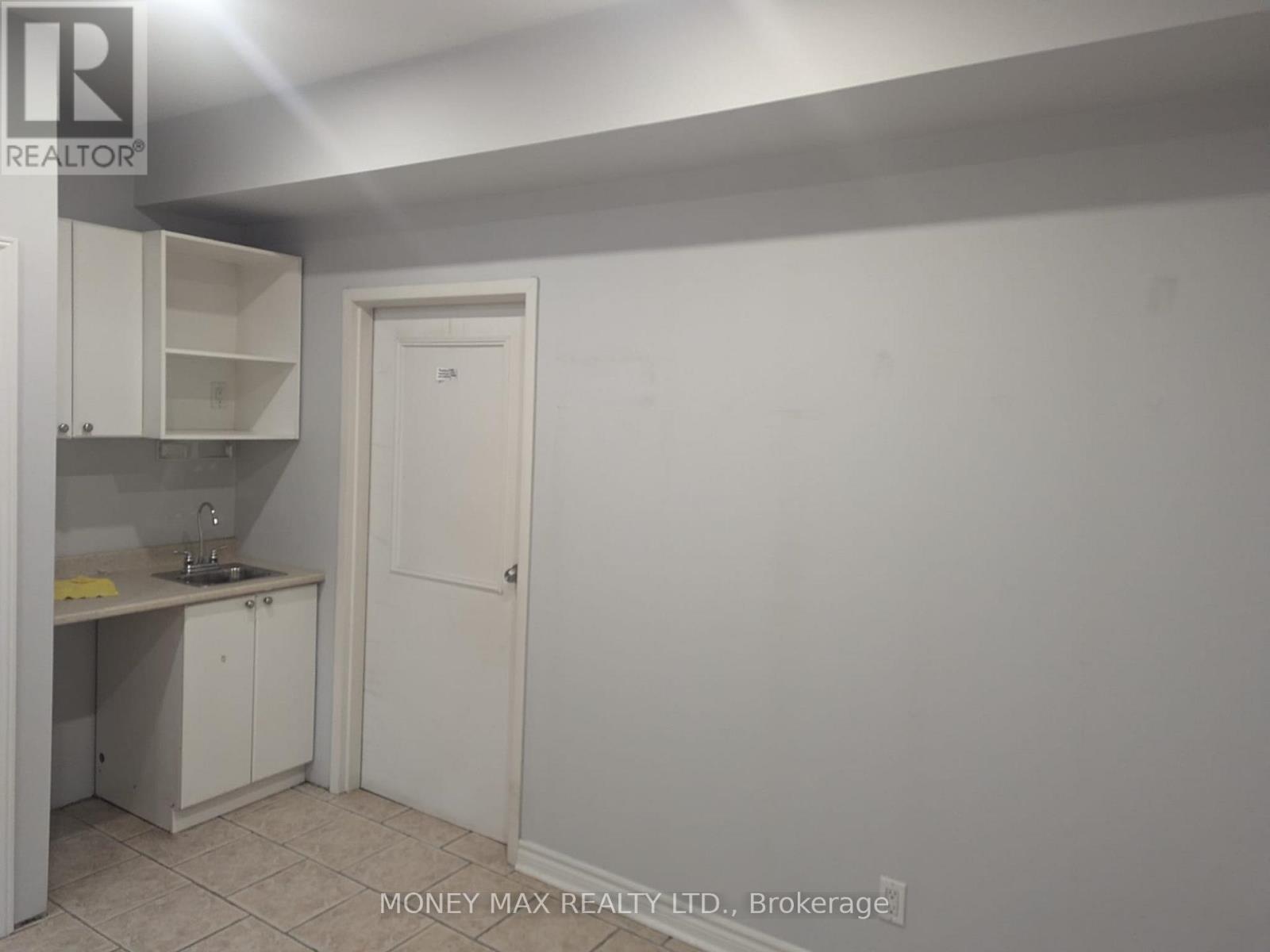 4c - 8 Automatic Road, Brampton, Ontario  L6S 5N4 - Photo 14 - W12573712