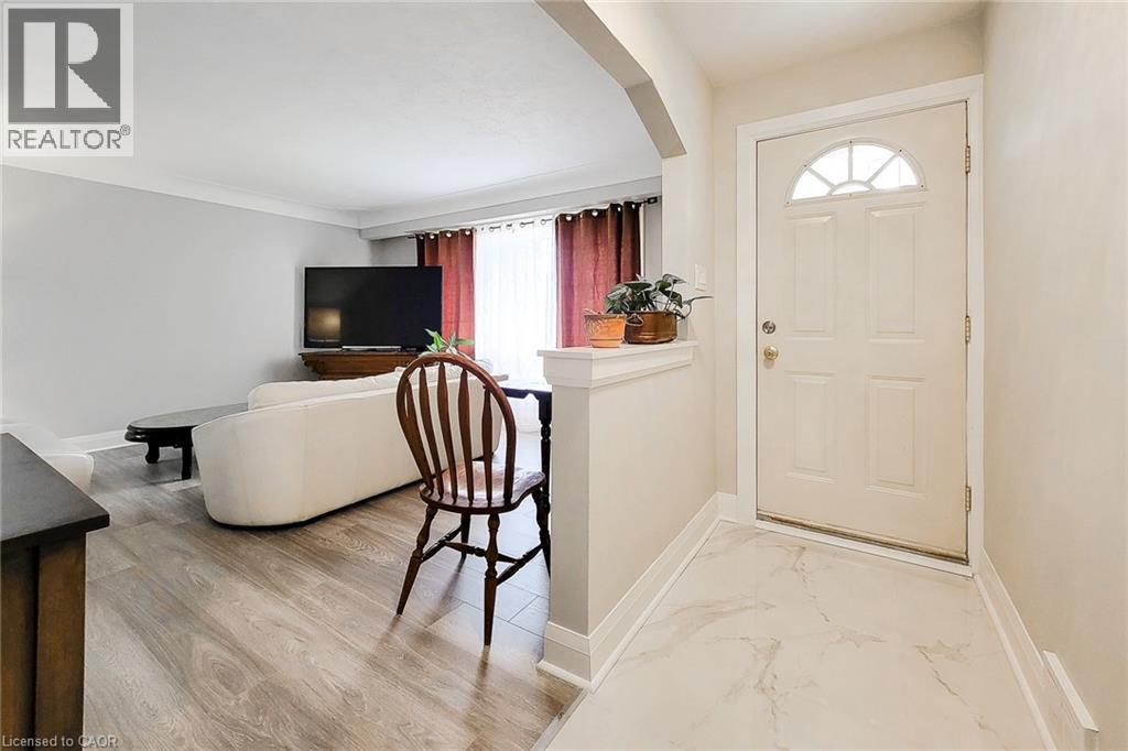 103 East 45th Street, Hamilton, Ontario  L8T 3J9 - Photo 6 - 40782386