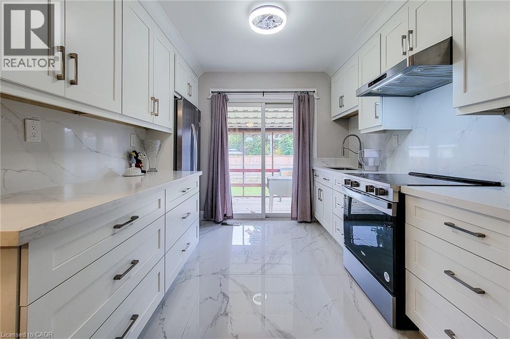 103 East 45th Street, Hamilton, Ontario  L8T 3J9 - Photo 13 - 40782386