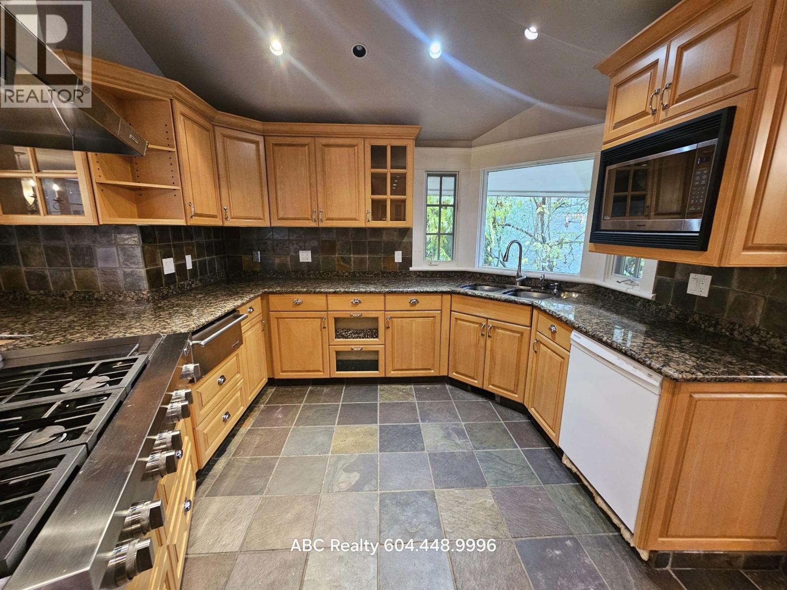 4xxx Beverly Crescent, Vancouver, British Columbia  V6J 4E7 - Photo 12 - R3055696