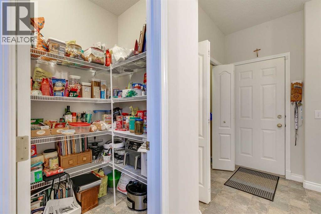 123 Springmere Place, Chestermere, Alberta  T1X 1J2 - Photo 11 - A2269339