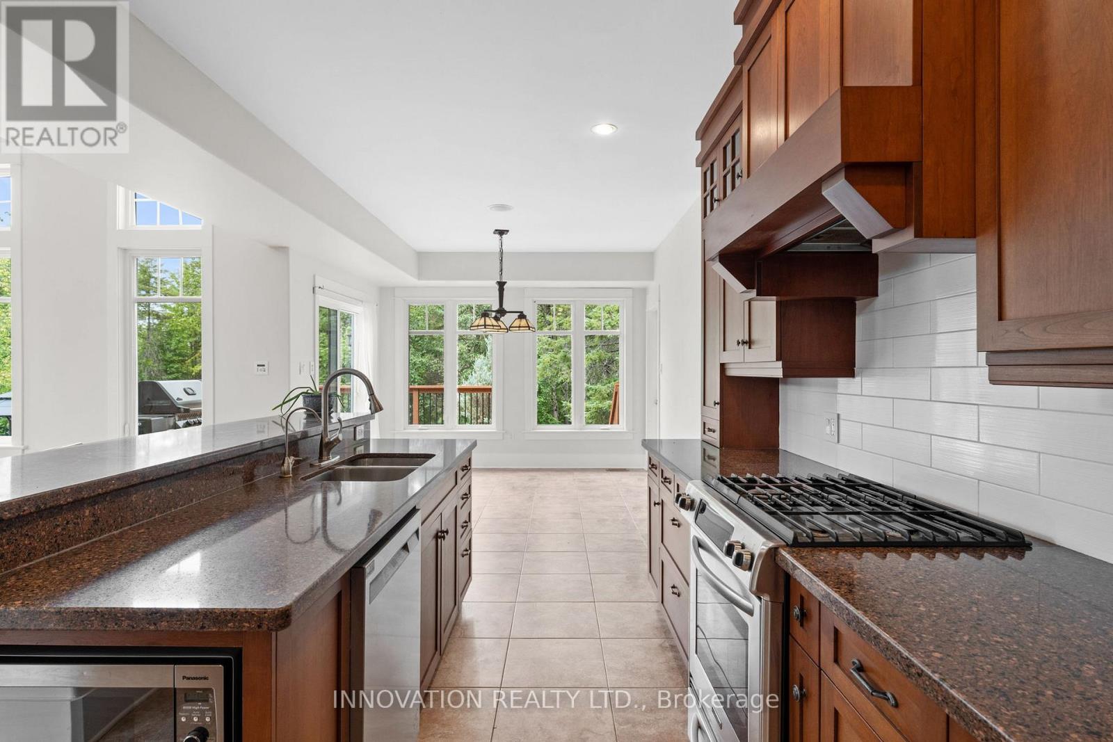 199 Blackberry Way, Ottawa, Ontario  K0A 1T0 - Photo 11 - X12573728