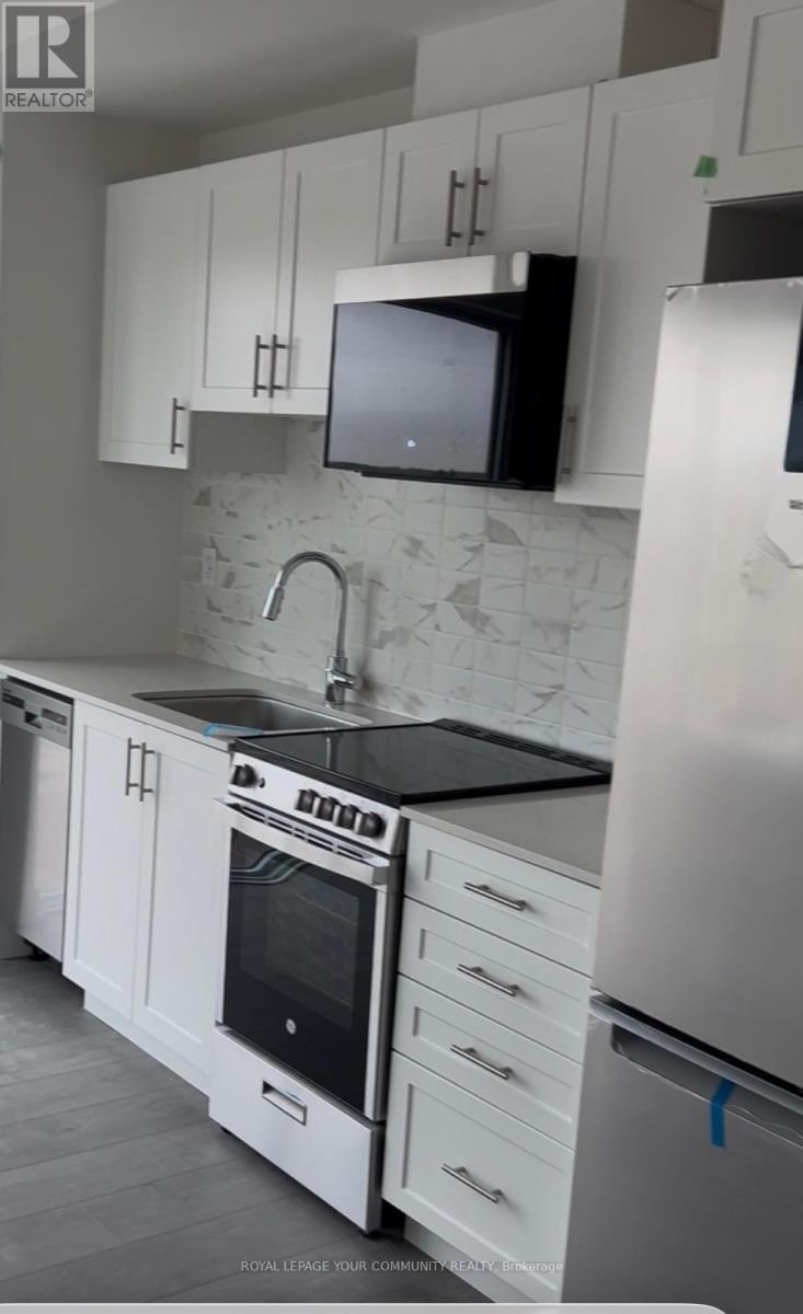 B708 - 715 Davis Drive, Newmarket, Ontario  L3Y 0J2 - Photo 9 - N12571582