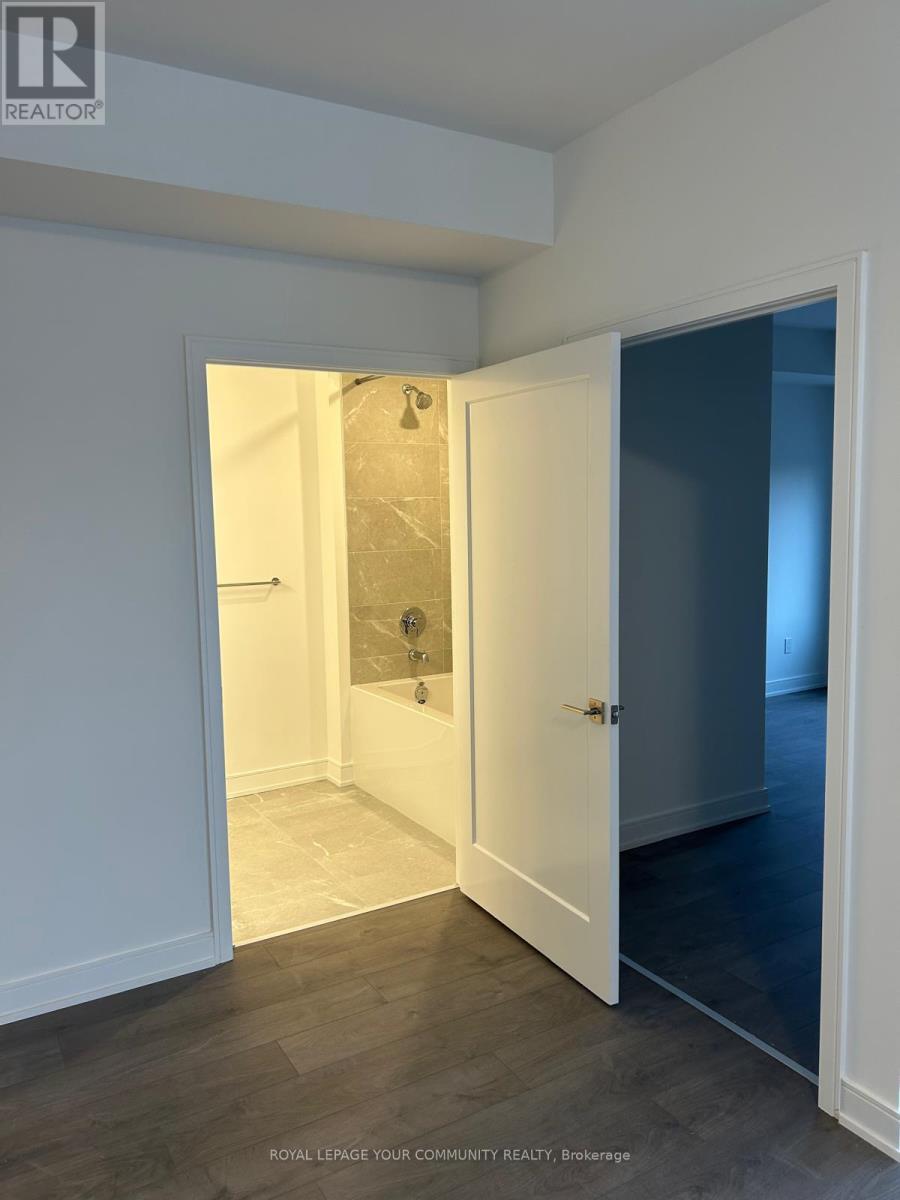 B708 - 715 Davis Drive, Newmarket, Ontario  L3Y 0J2 - Photo 10 - N12571582