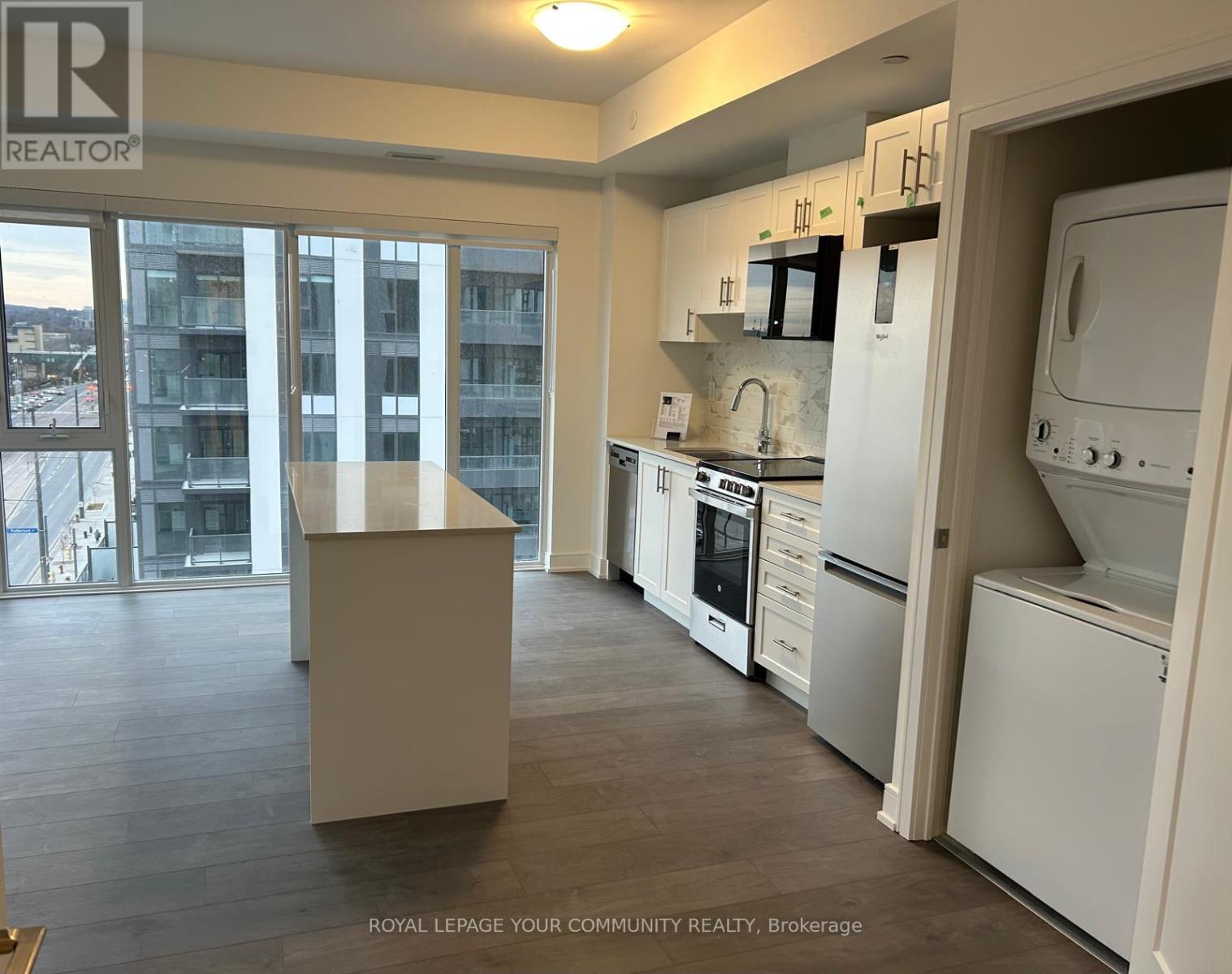 B708 - 715 Davis Drive, Newmarket, Ontario  L3Y 0J2 - Photo 11 - N12571582