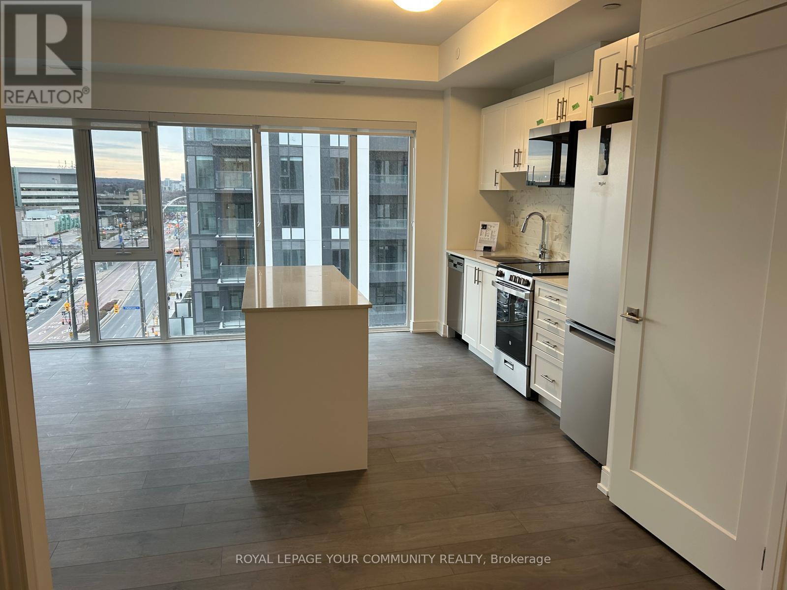 B708 - 715 Davis Drive, Newmarket, Ontario  L3Y 0J2 - Photo 13 - N12571582