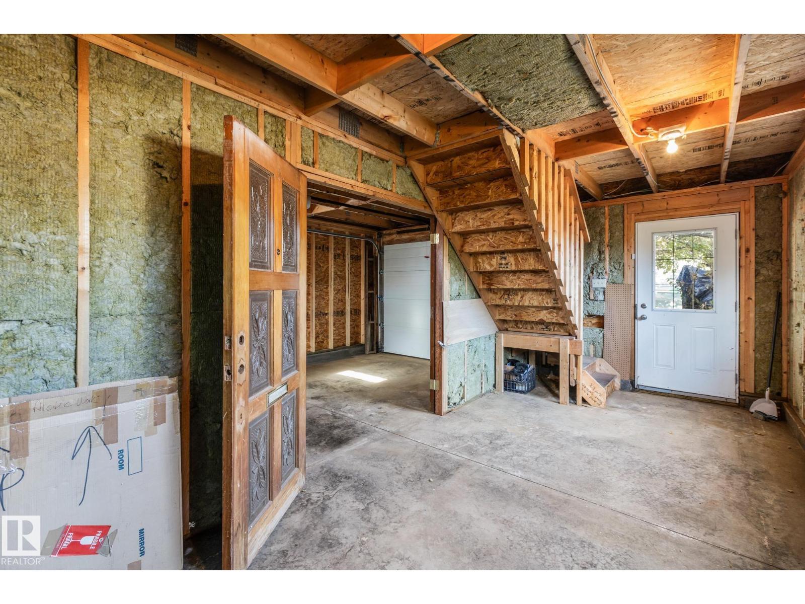 9325 110 Av Nw, Edmonton, Alberta  T5H 1H2 - Photo 31 - E4462353