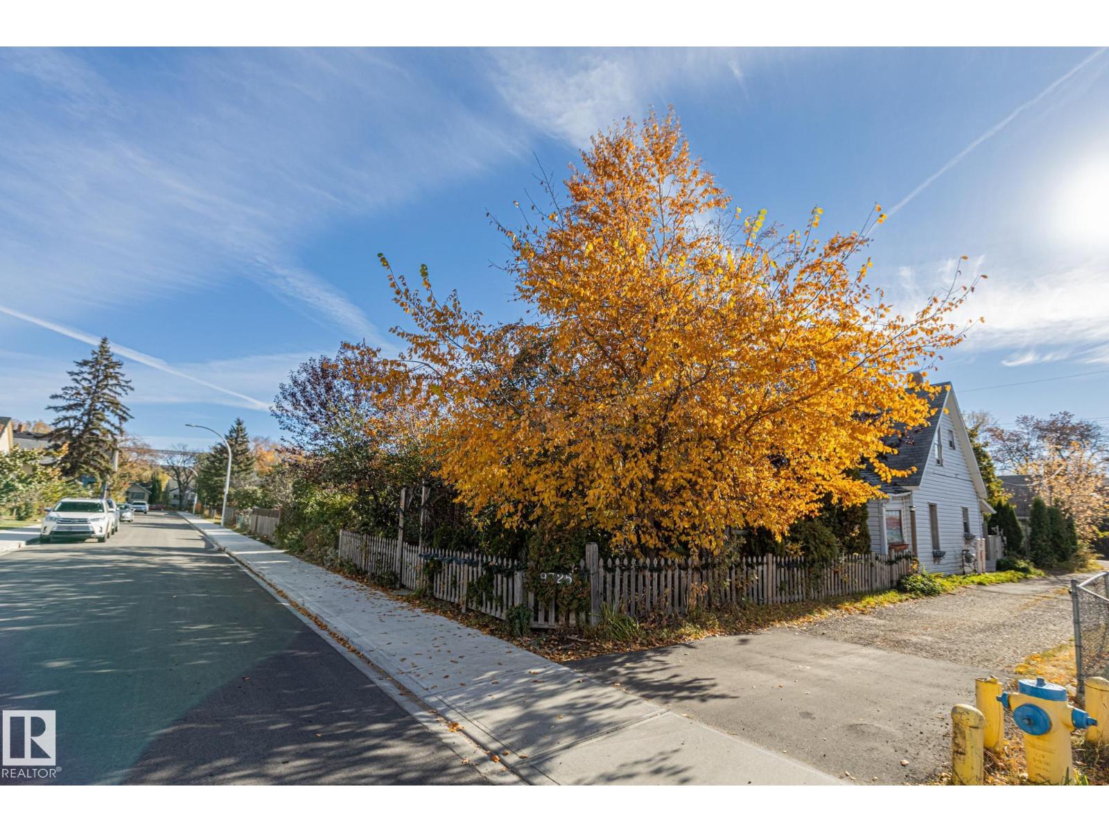 9325 110 Av Nw, Edmonton, Alberta  T5H 1H2 - Photo 39 - E4462353