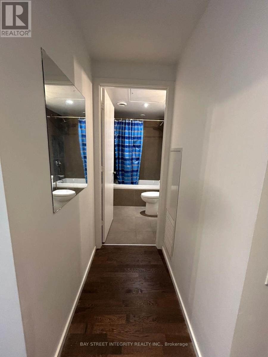 2704 - 5 St. Joseph Street, Toronto, Ontario  M4Y 0B6 - Photo 12 - C12573752