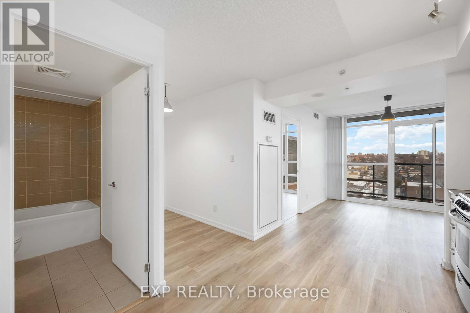 1022 - 68 Abell Street, Toronto, Ontario  M6J 0A2 - Photo 10 - C12573758