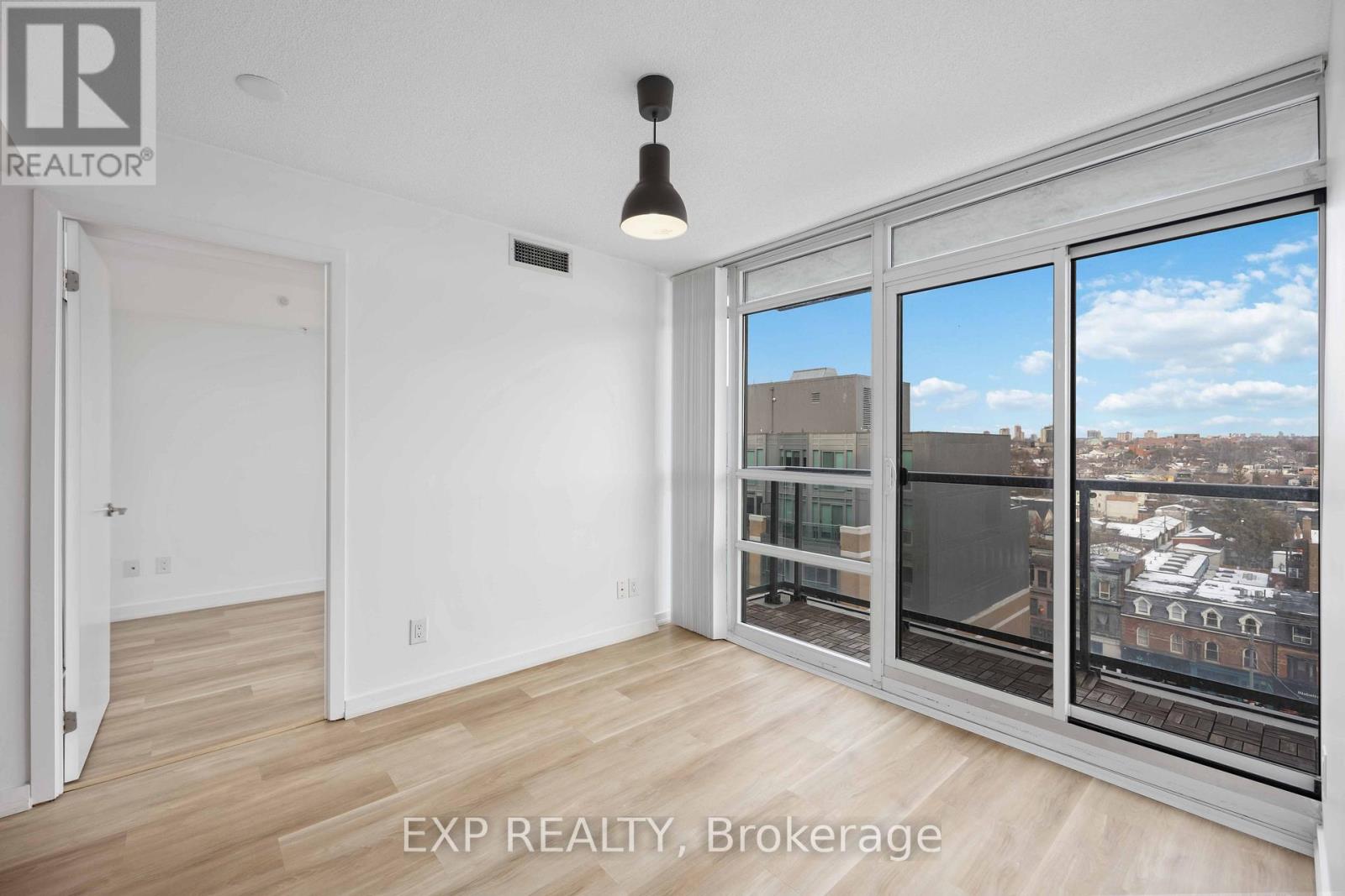 1022 - 68 Abell Street, Toronto, Ontario  M6J 0A2 - Photo 13 - C12573758