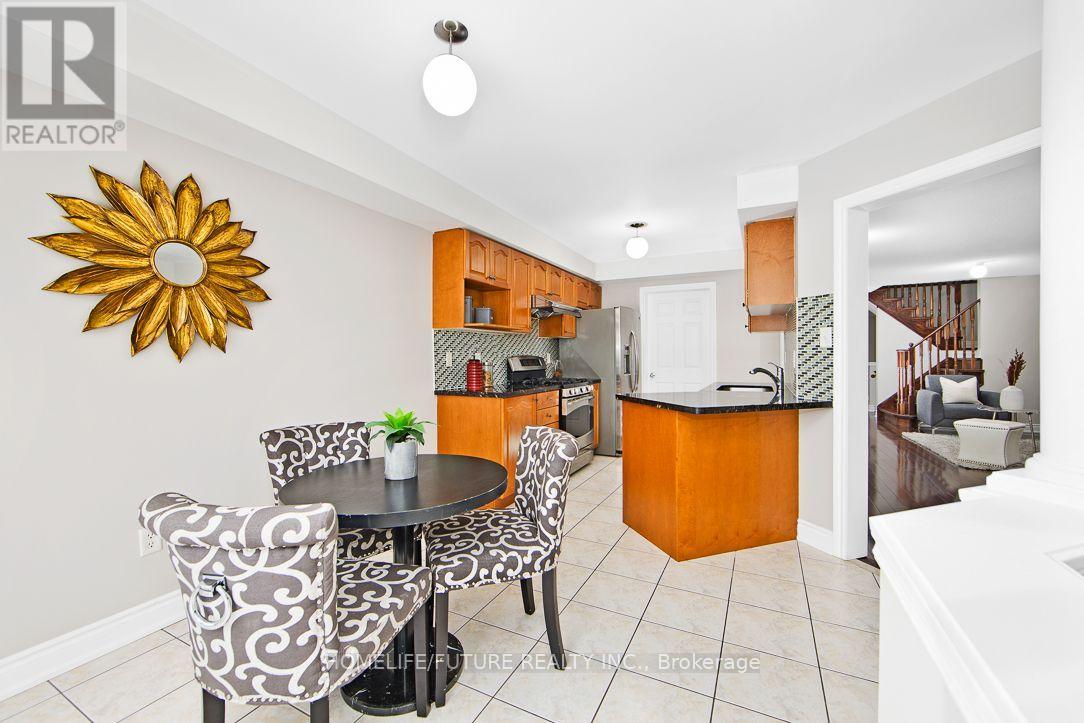 39 Harkness Drive, Whitby, Ontario  L1R 0C5 - Photo 22 - E12573740