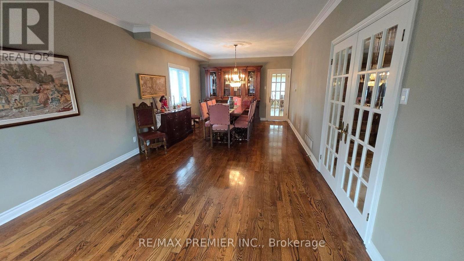 36 Railway Street, Vaughan, Ontario  L6A 1P7 - Photo 6 - N12573774