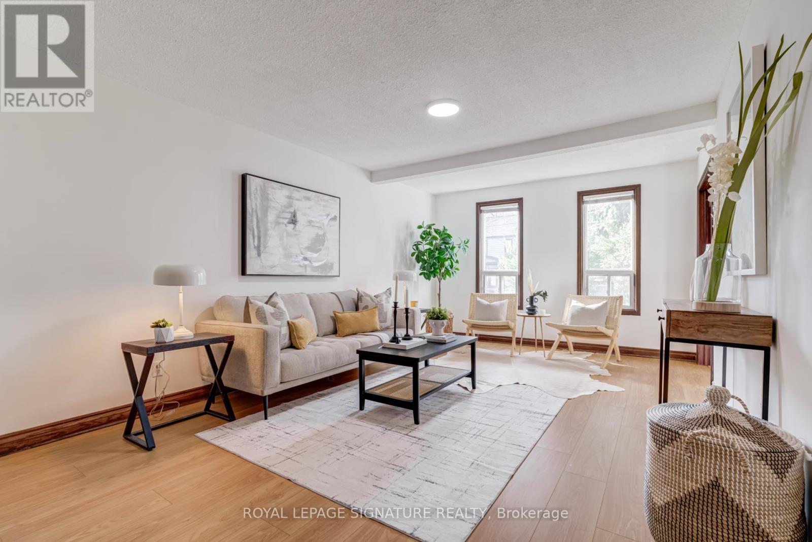 85 SIXTH STREET, Toronto, Ontario