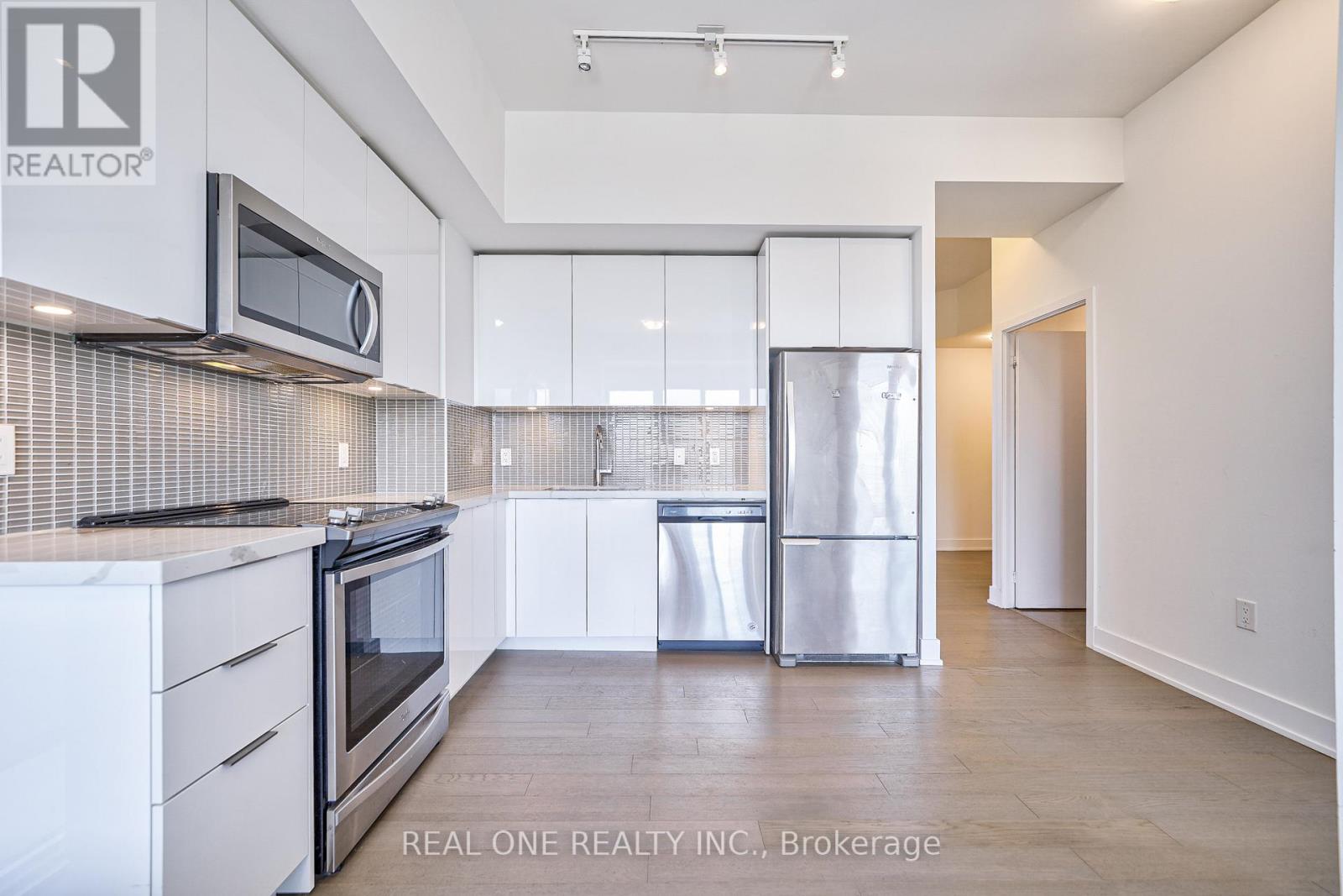 1102 - 20 Shore Breeze Drive, Toronto, Ontario  M8V 0C7 - Photo 10 - W12573726