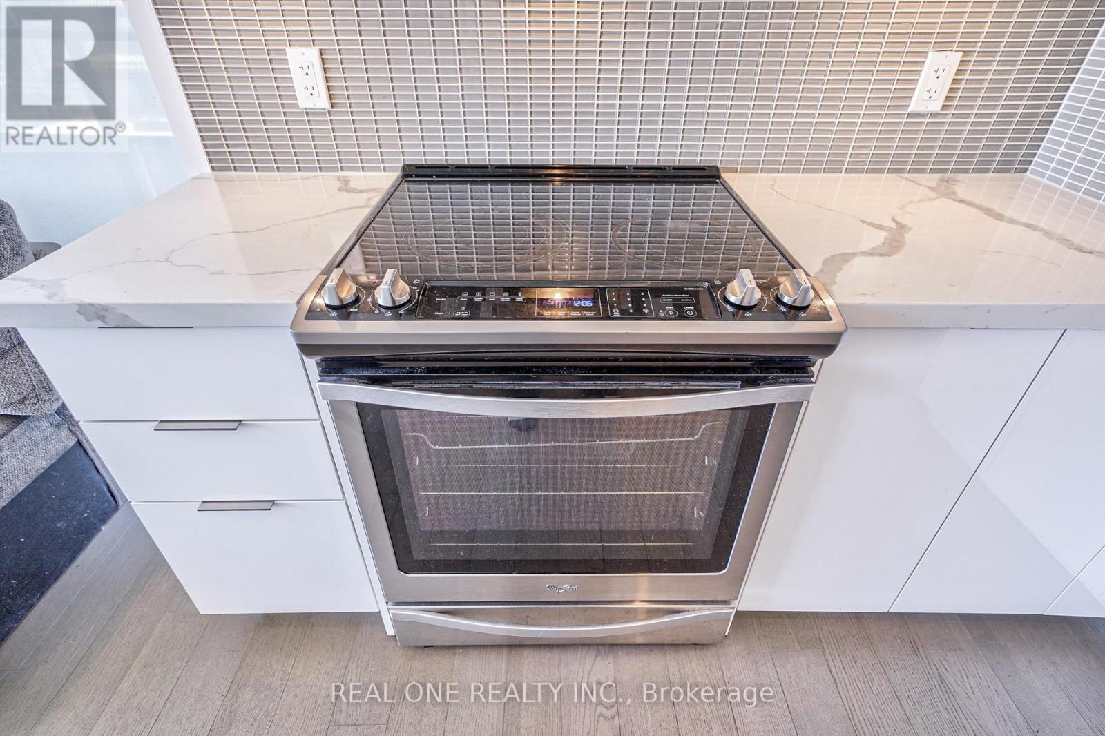 1102 - 20 Shore Breeze Drive, Toronto, Ontario  M8V 0C7 - Photo 12 - W12573726