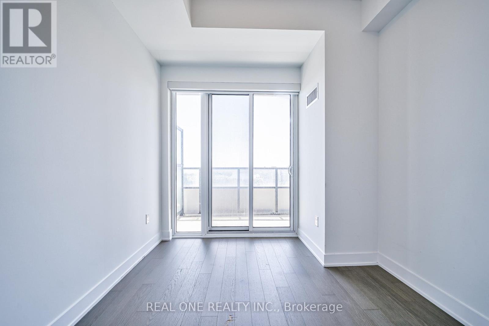 1102 - 20 Shore Breeze Drive, Toronto, Ontario  M8V 0C7 - Photo 14 - W12573726