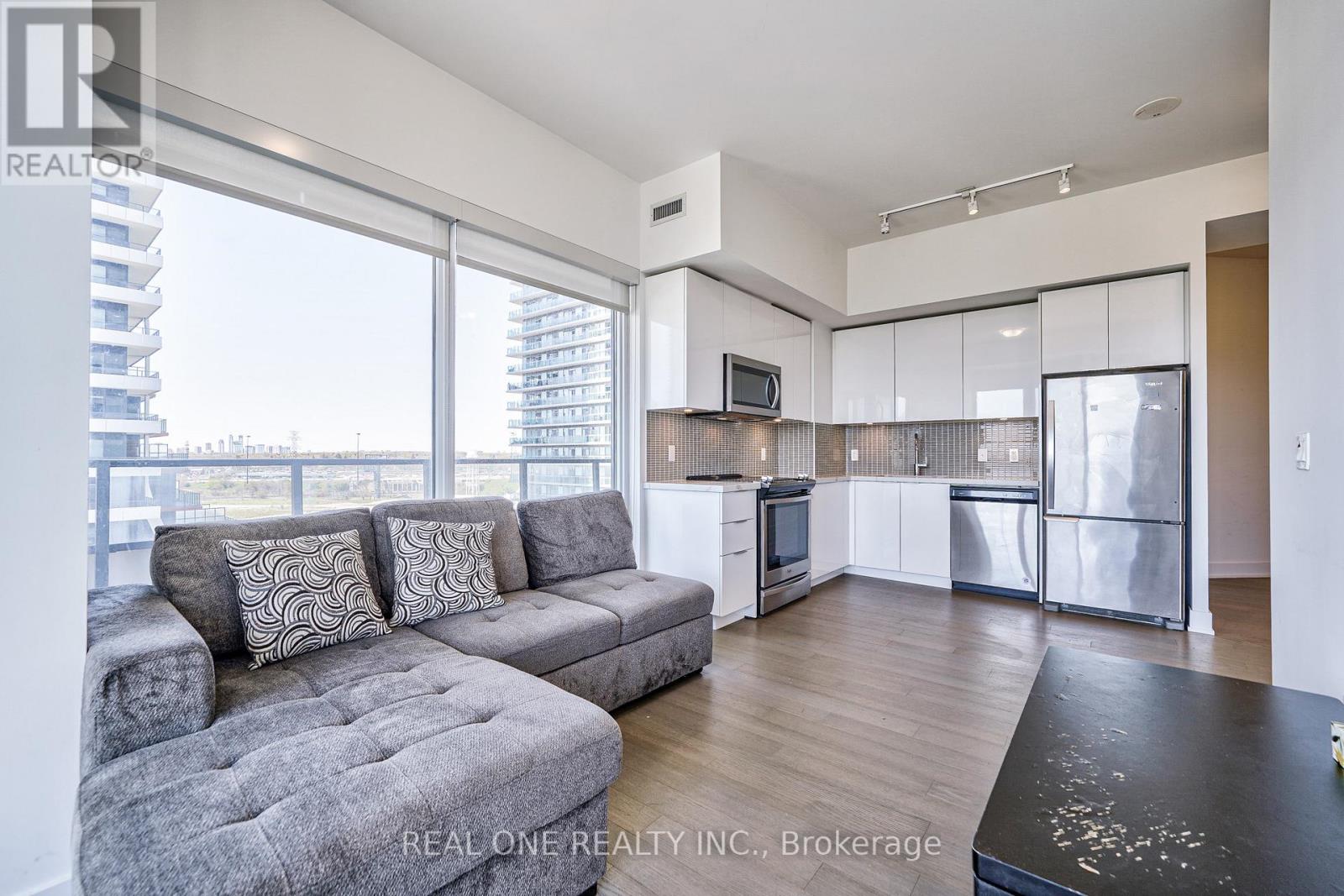 1102 - 20 Shore Breeze Drive, Toronto, Ontario  M8V 0C7 - Photo 6 - W12573726