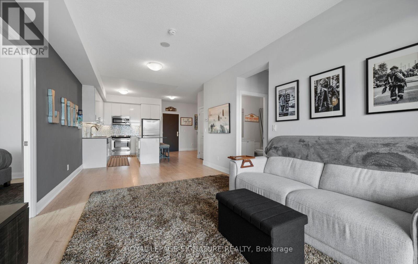 807 - 35 Fontenay Court, Toronto, Ontario  M9A 0C4 - Photo 15 - W12573772