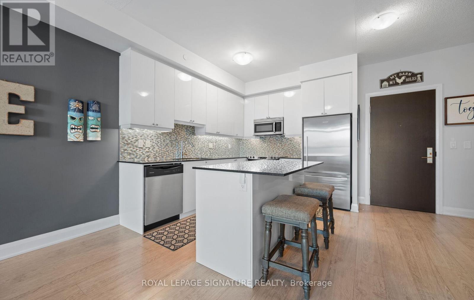 807 - 35 Fontenay Court, Toronto, Ontario  M9A 0C4 - Photo 18 - W12573772